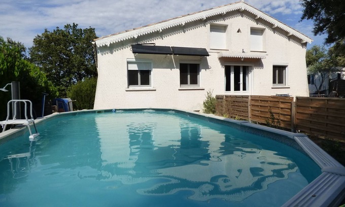 Courthezon Casa | Casa rural + piscina en el corazón de la Provenza