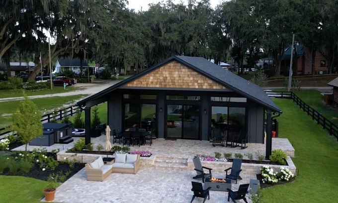 Interlachen Casa | Relaxing Lakefront Escape with Hot Tub, Fire Pit, Kayaks & Paddle Boards