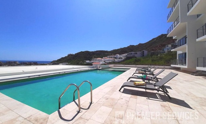 Libertad Condominio | ¡Tiempo maravilloso! · ¡Tres noches de estilo de vida en Cabo o más con esnórquel!
