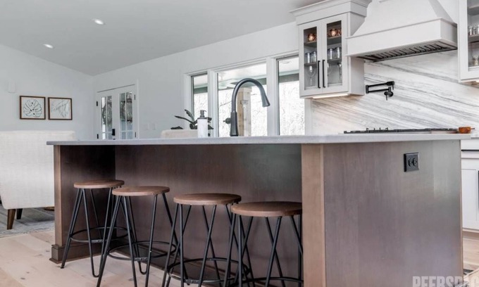 Crestwood Casa | Relaxing Private Home Perfect for KY Derby and PGA Championship