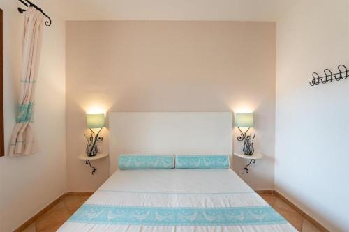 Aglientu Apartamento | Relaxing Residence Baia dei Mirti B4 1 Bedroom Apartment Sleeps 4 -Bilo 4