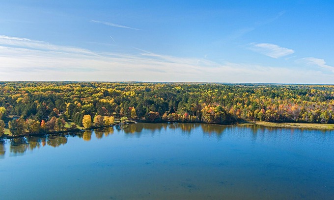 Rhinelander Cabina | Relaxing Retreat….1 bedroom on amazing waterway for all recreational ambitions.