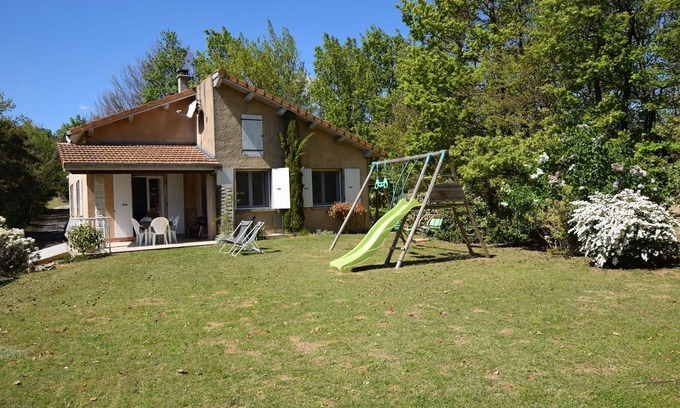 Bathernay Casa | Casa en Bathernay con Jardín
