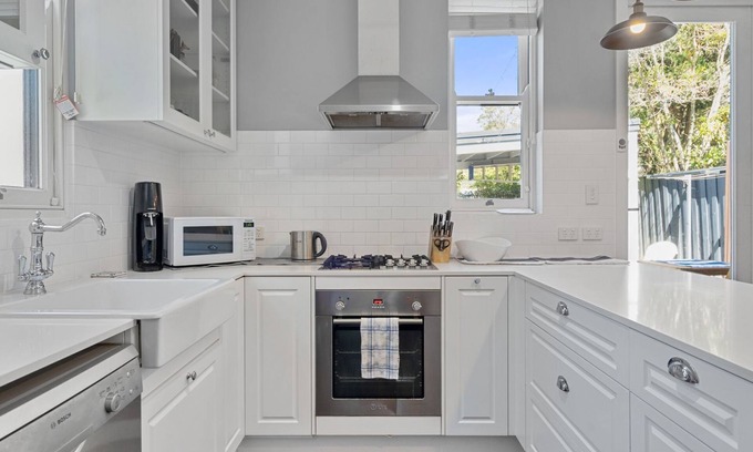 Cremorne Casa | Relaxing Retreat on Earle St, Cremorne Near Attractions