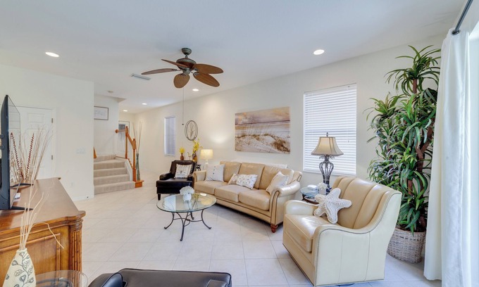 Estero Casa | Relaxing Townhome in Bella Terra Community