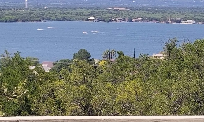 Horseshoe Bay Casa | ¡Casa adosada relajante con vistas a LBJ!