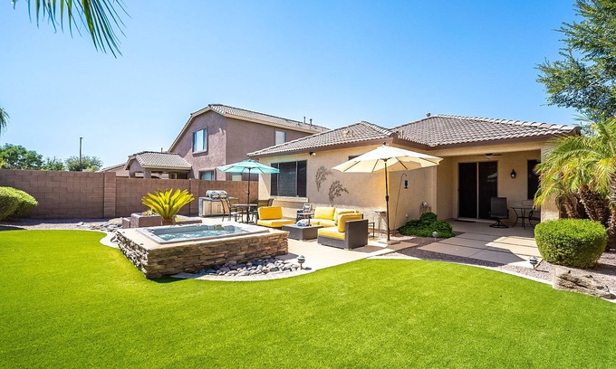 Seville Casa | Relaxing & Upgraded Vacation Home - Pet Friendly