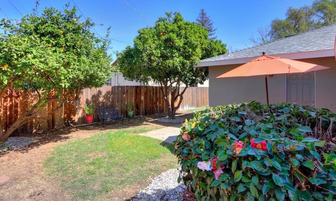 West Sacramento Casa | Relaxing West Sacramento private residence