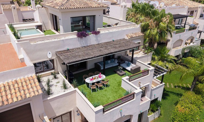 Marbella Apartamento | Medina Luxury Penthouse by Vacation Marbella