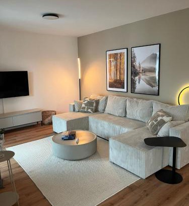 Elgersweier Apartamento | REMA Homes - 180x200 Bett Küche Bad 50' TV Tiefgarage