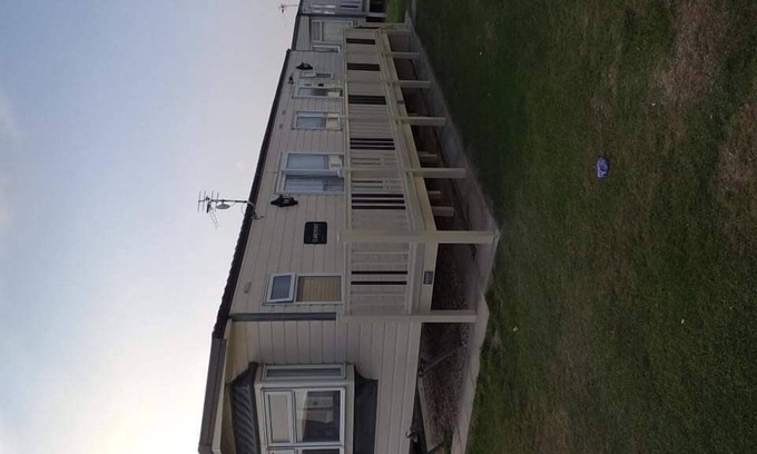 Ingoldmells Cabina | Remarkable 2-Bed Caravan in Ingoldmells