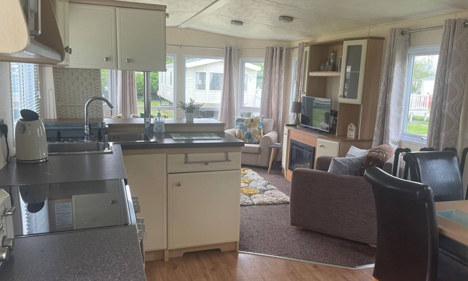 Mappleton Casa | Remarkable 2-Bed Villa caravan in Driffield