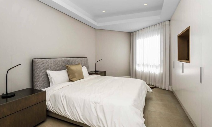 Greater Johannesburg Metropolitan Area Apartamento | Remarkable 2-Bed Apartment in Johannesburg