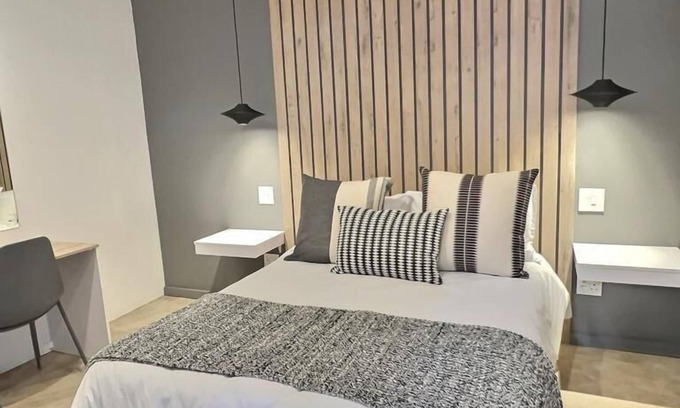Kathu Casa | Remax Rooms