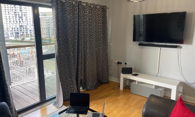 Lansbury Apartamento | REMO APARTMENTS Near Canary Wharf & 02 Arena