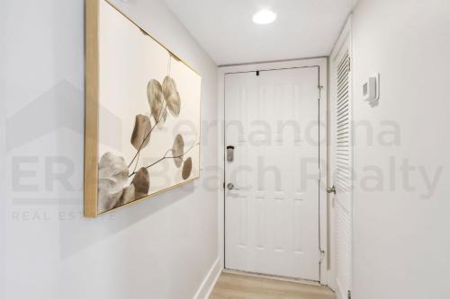 Ocean Cay Casa | Remodeled 2 Bed/2 Bath, 3rd floor Oceanfront condo sleeps 5. Oceanfront balcony & pool.