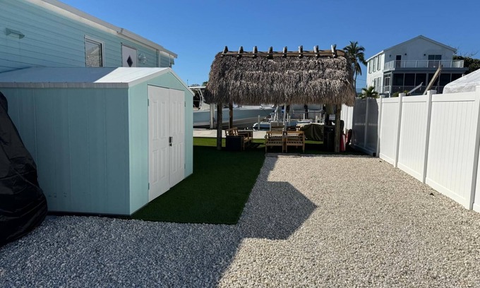 Key Largo Casa | Remodeled 2BR on bayside canal in Key Largo – cozy, modern, and relaxing.
