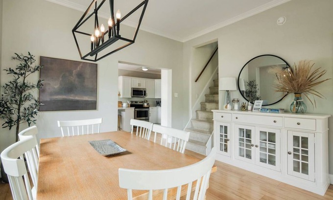 Manistee Casa | Casa remodelada cerca de la playa y del centro