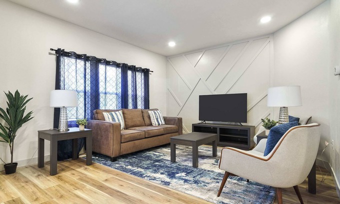 Yankee Hill Casa | Remodeled Home - Steps from Brady Street!