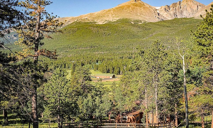 Estes Park Cabina | Bella Vista - ¡Las mejores vistas de Longs Peak en 12 acres!