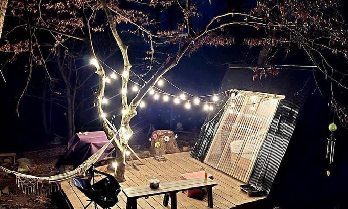 Coal Fork Cabina | Remote Mountain A-Frame with BBQ Perfect for Nature Lovers in West Virginia