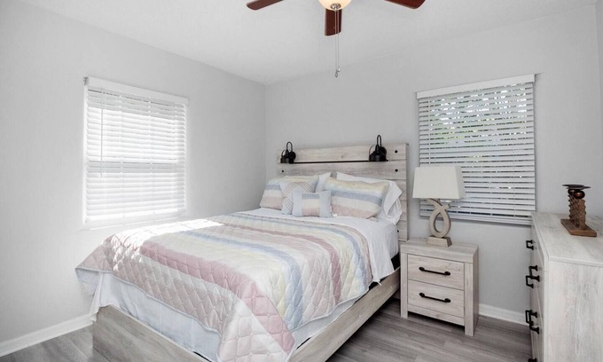 Southside Casa | Remote Work Haven: Bungalow near Mayo Clinic!