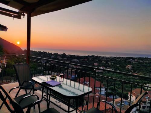 Frinion Casa | Remvi House