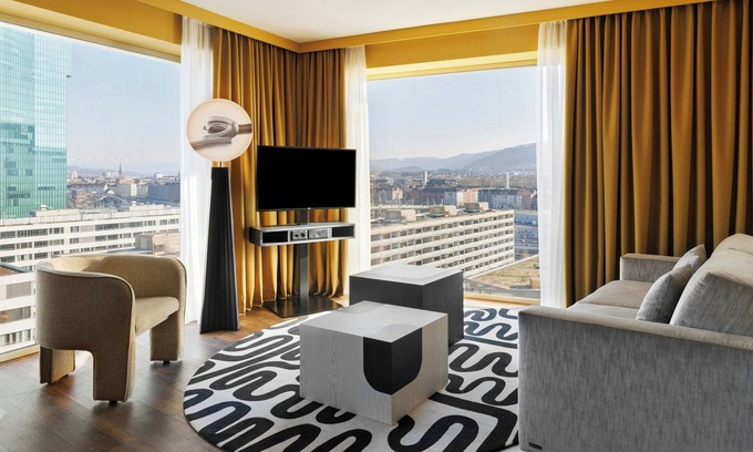 Escher Wyss Hotel | Renaissance Zürich Tower Hotel