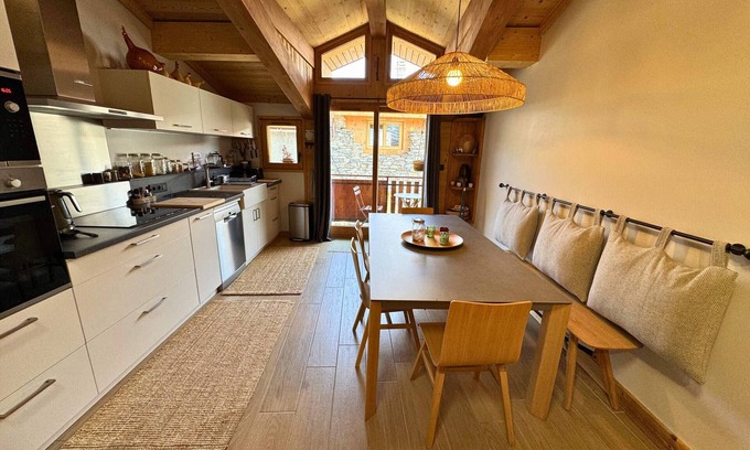 Saint-Marcel Apartamento | Casa de pueblo renovada con encanto, 4 habitaciones, 6 personas, cerca de pistas de esquí en St Marcel