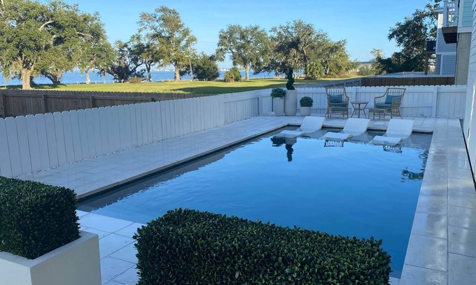 Old Town Casa | Renova in The Bay - Unit A