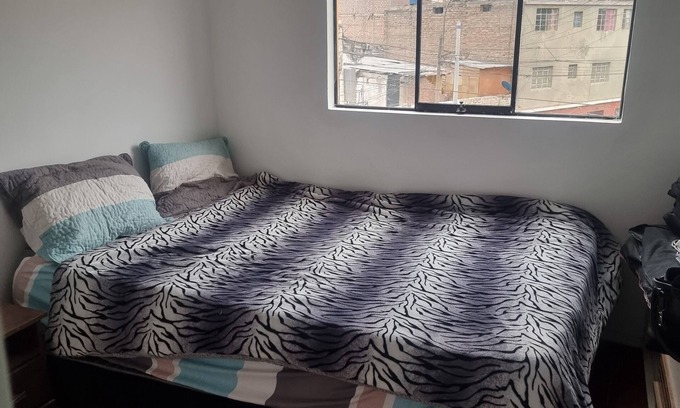 Rímac Apartamento | Renovado, moderno departamento a 10 min a la city