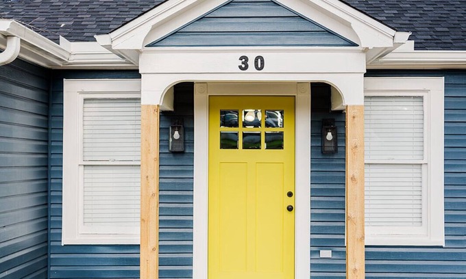 Bellville Casa | Renovated 1940's era cottage - 2 Blocks from downtown Bellville!