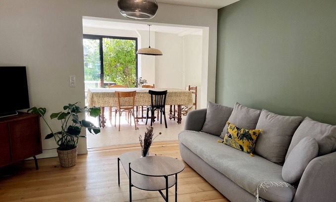 Thann Cabaña | Casa familiar renovada en el corazón de Thann, Alsacia, cerca de viñedos y rutas de senderismo