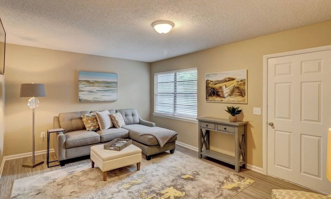 Palmetto Dunes Cabaña | Renovated 2BR Hilton Head Home Walk to Shops