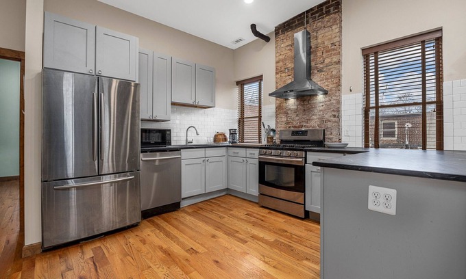 Benton Park Apartamento | Renovated 3 Bedroom Penthouse Suite in Benton Park