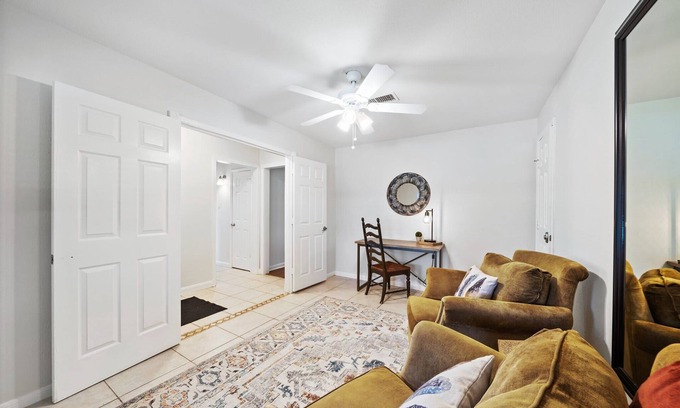 Pasadena Casa | Cresthaven Escape 4 bed arcades covered patios WIFI