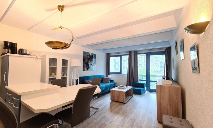 Flaine Apartamento | Apartamento renovado cerca de pistas y comercios con balcón