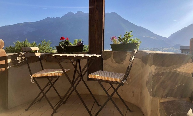 Risoul Apartamento | Renovated apartment, terrace with insane views