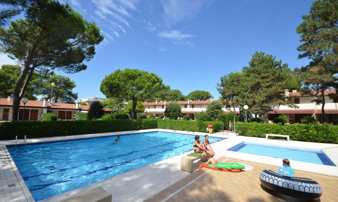 Bibione Lido dei Pini Apartamento | Piso reformado con jardín