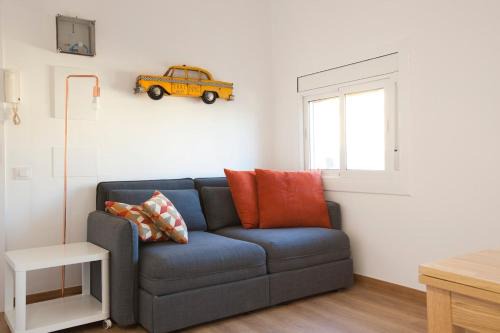 Barceloneta Apartamento | Renovated apartment with sea view, VJ