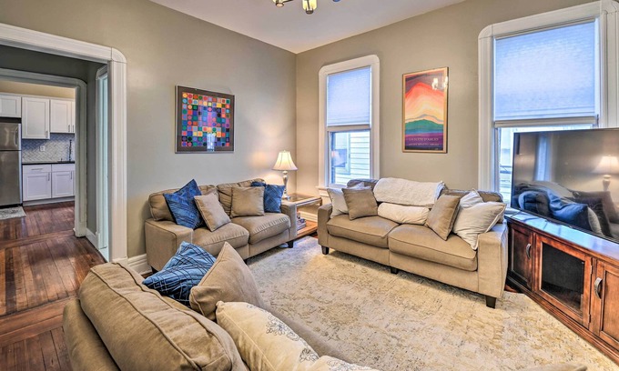 Schenectady Apartamento | Renovated Apt: 1 Mi to Downtown!