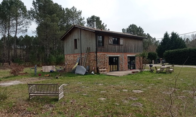 Carcans Casa | Renovated barn-style house in the heart of the forest
