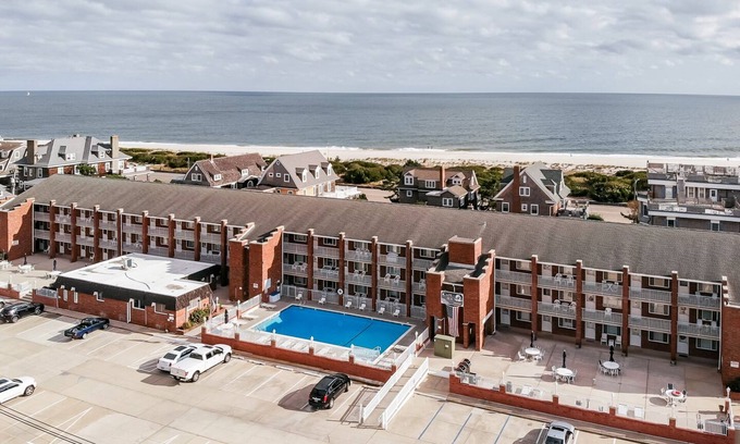 Admiral Estates Condominio | Recientemente renovado Beach Block W Ocean View & Pool - ¡Ahora reserva para 2020!