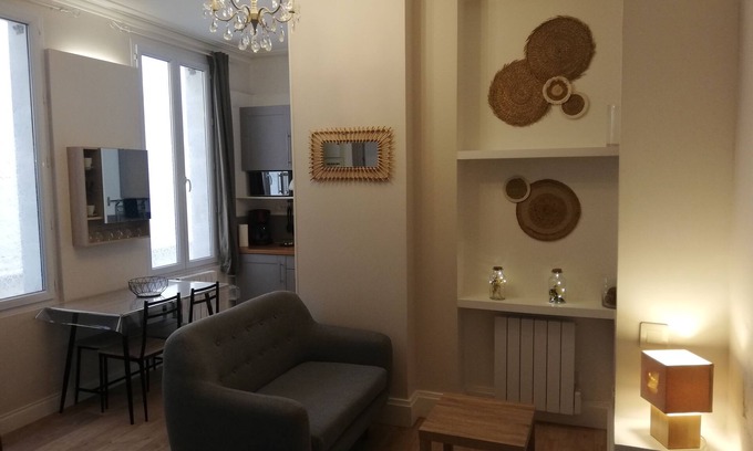 Rochefort Apartamento | Renovated, comfortable studio near the spa (Zen)