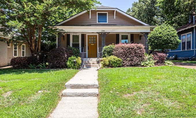 Lenox Casa | Renovated Cooper Young 3/2