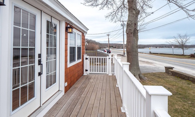 Tiverton Cabaña | Renovated Cottage-- steps away from the water
