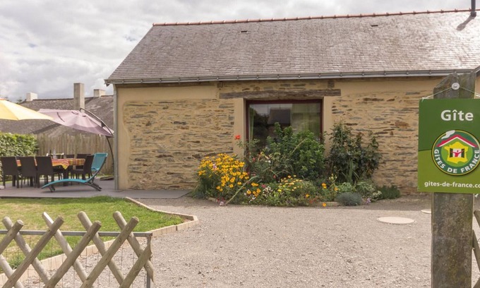 Vay Cabaña | Encantador casa rural con jardín cerca de Nantes, ideal para familias