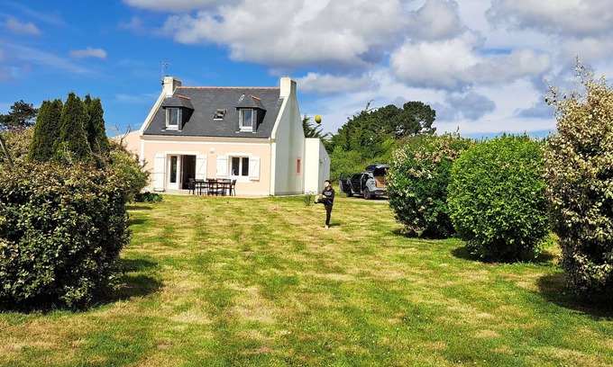 Le Palais Casa | Renovated, detached belle-illoise family home, 3 bedrooms, sleeps 9