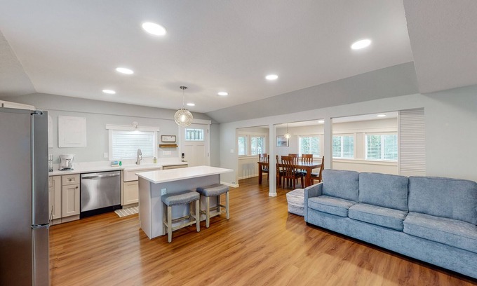 Netarts Casa | Renovated, dog-friendly cottage with a covered porch, deck, yard, & washer/dryer