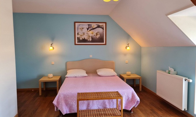 Cravant Cama Y Desayuno | Granja renovada cerca de Beaugency, 4 habitaciones, desayuno casero, cerca de La Loire en bici